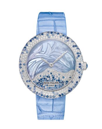 Patek Philippe Calatrava Automatic Mother of Pearl and Blue Sapphire White Gold Ladies Watch 4899/901G-001 4899